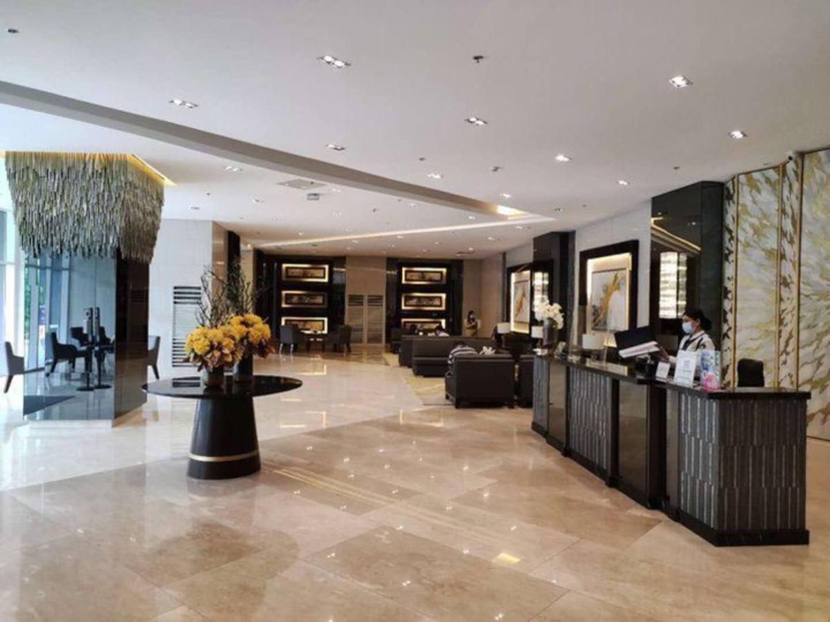 Penthouse Studio At Fame Residence 41St Floor, Shangrila-Megamall Manila Exteriér fotografie
