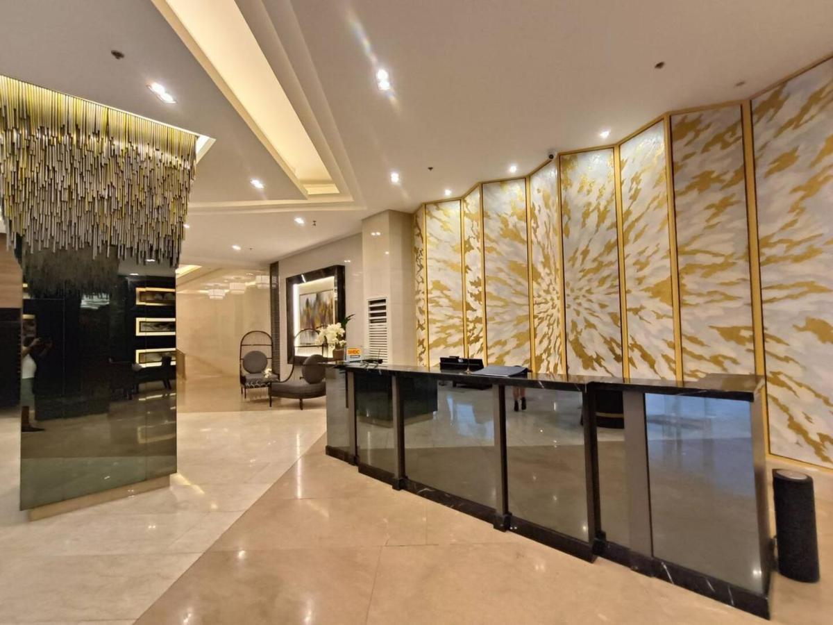 Penthouse Studio At Fame Residence 41St Floor, Shangrila-Megamall Manila Exteriér fotografie