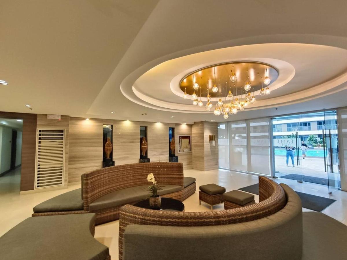Penthouse Studio At Fame Residence 41St Floor, Shangrila-Megamall Manila Exteriér fotografie